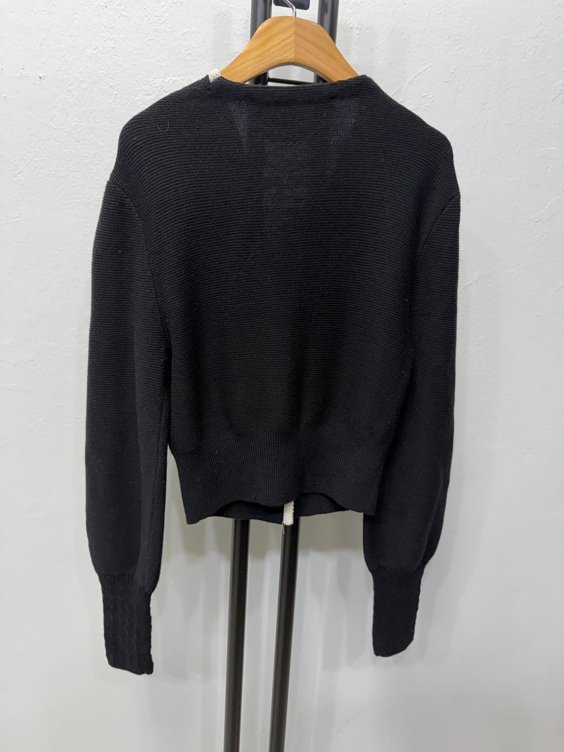 정품) 럭키슈에뜨 22ss 블랙 가디건 F 상품이미지5