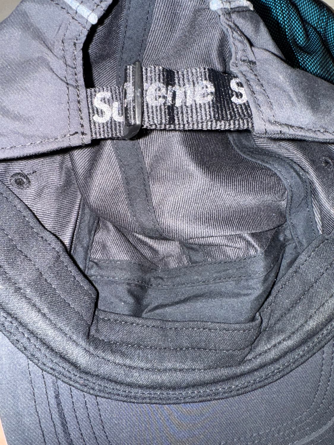 슈프림 x나이키 러닝 캡 및 캠프캡 등 정리합니다. 상품이미지3