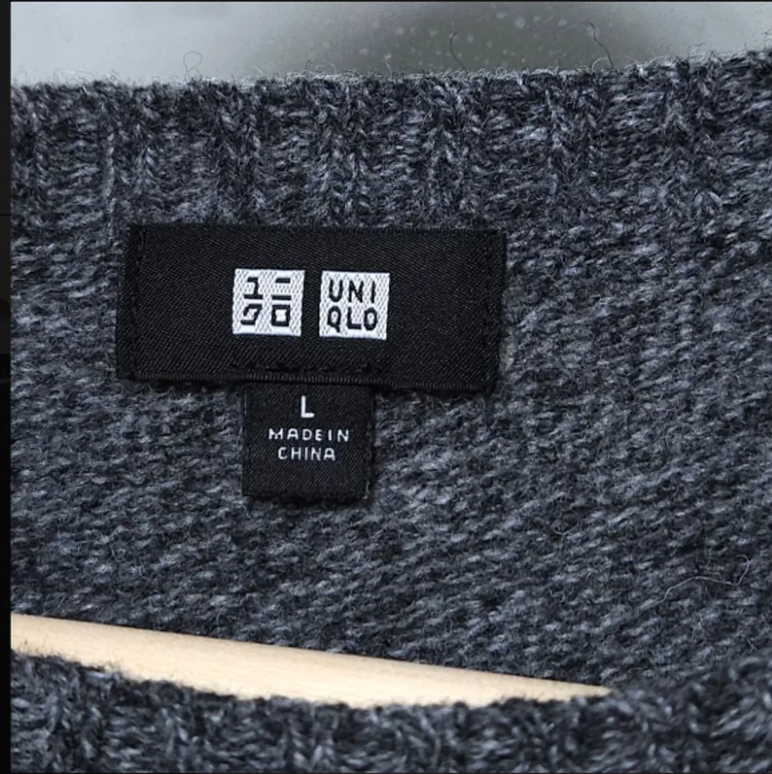 95)유니클로 울 크루넥 니트 차콜그레이 상품이미지3