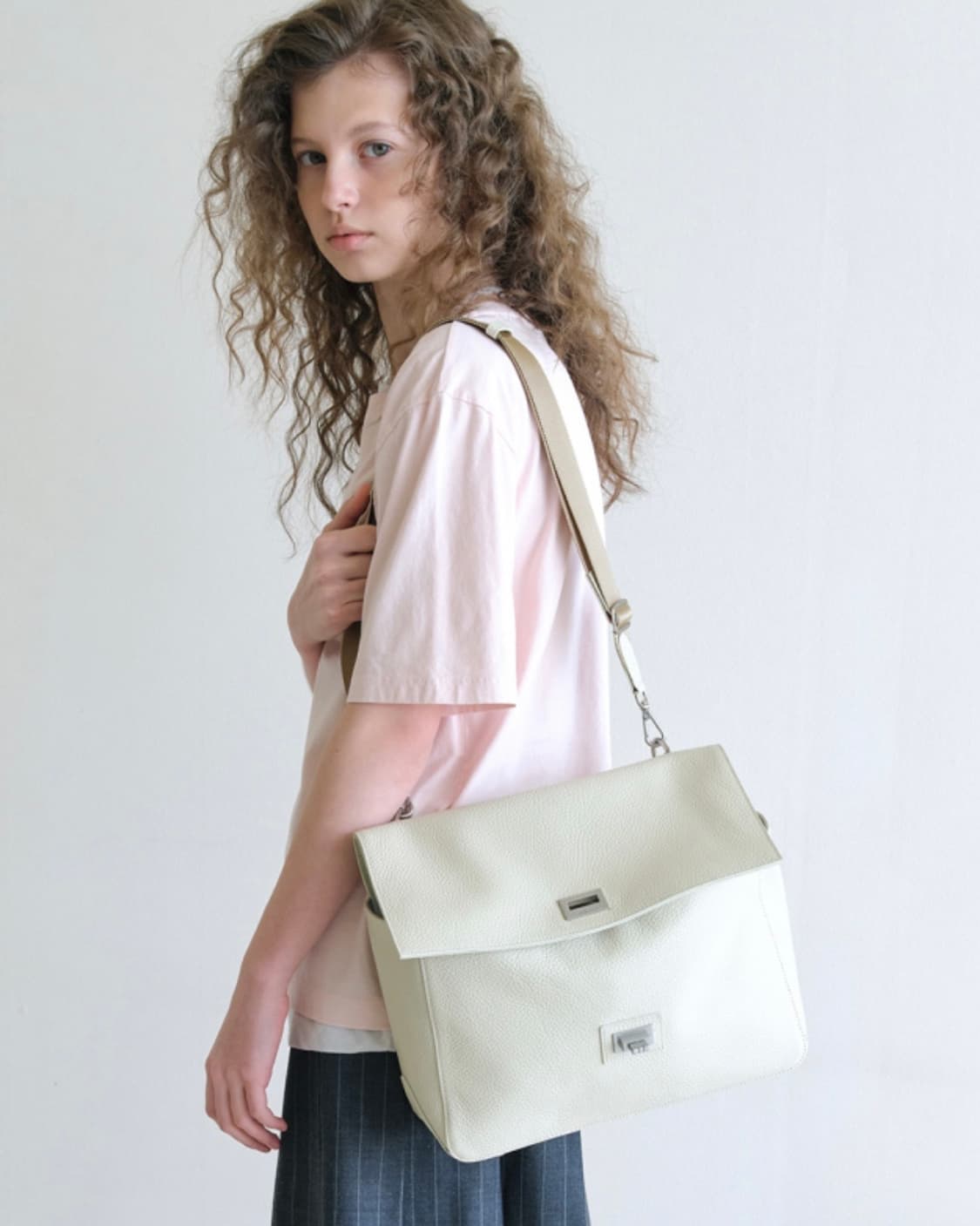 미닛뮤트 페레티 백 M사이즈  상품이미지2