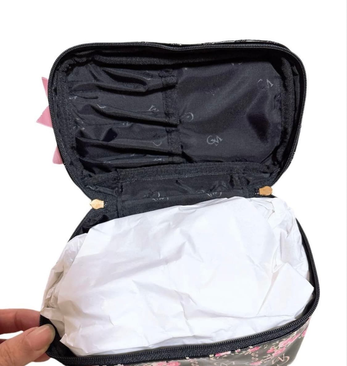 (새상품)세실맥비 플라워 패턴 파우치 블랙 고전 상품이미지7