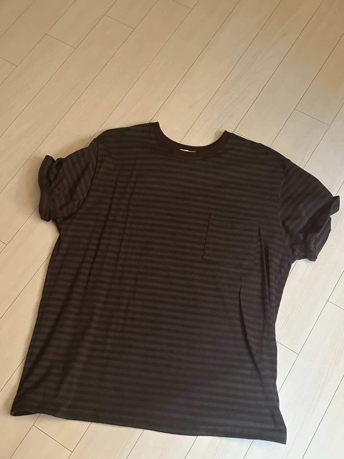 르아브 스트라이프 티셔츠 브라운 상품이미지1