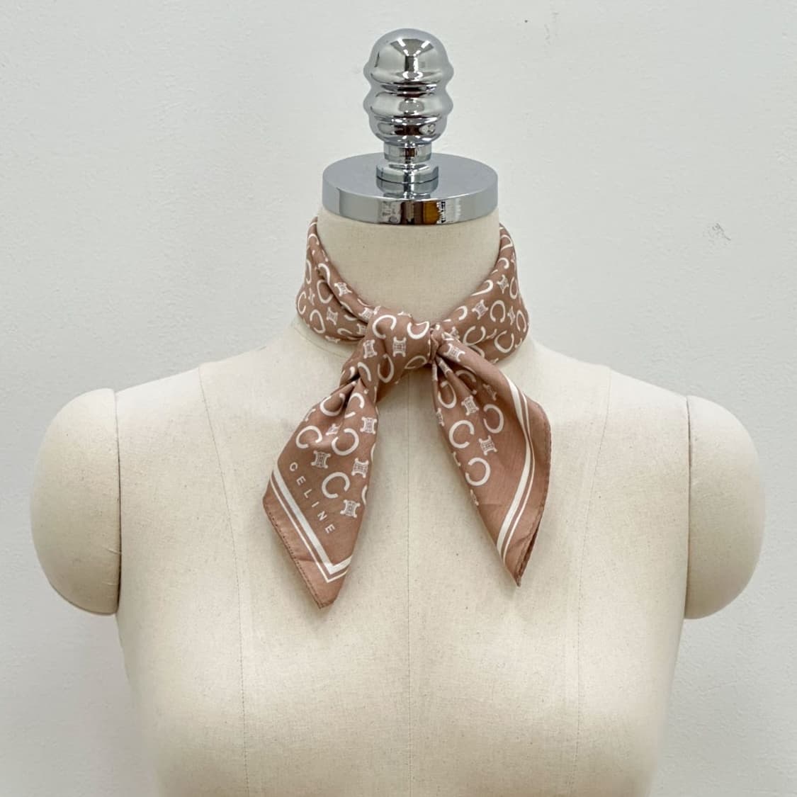 (새상품) celine / 셀린느 쁘띠스카프 손수건 상품이미지7