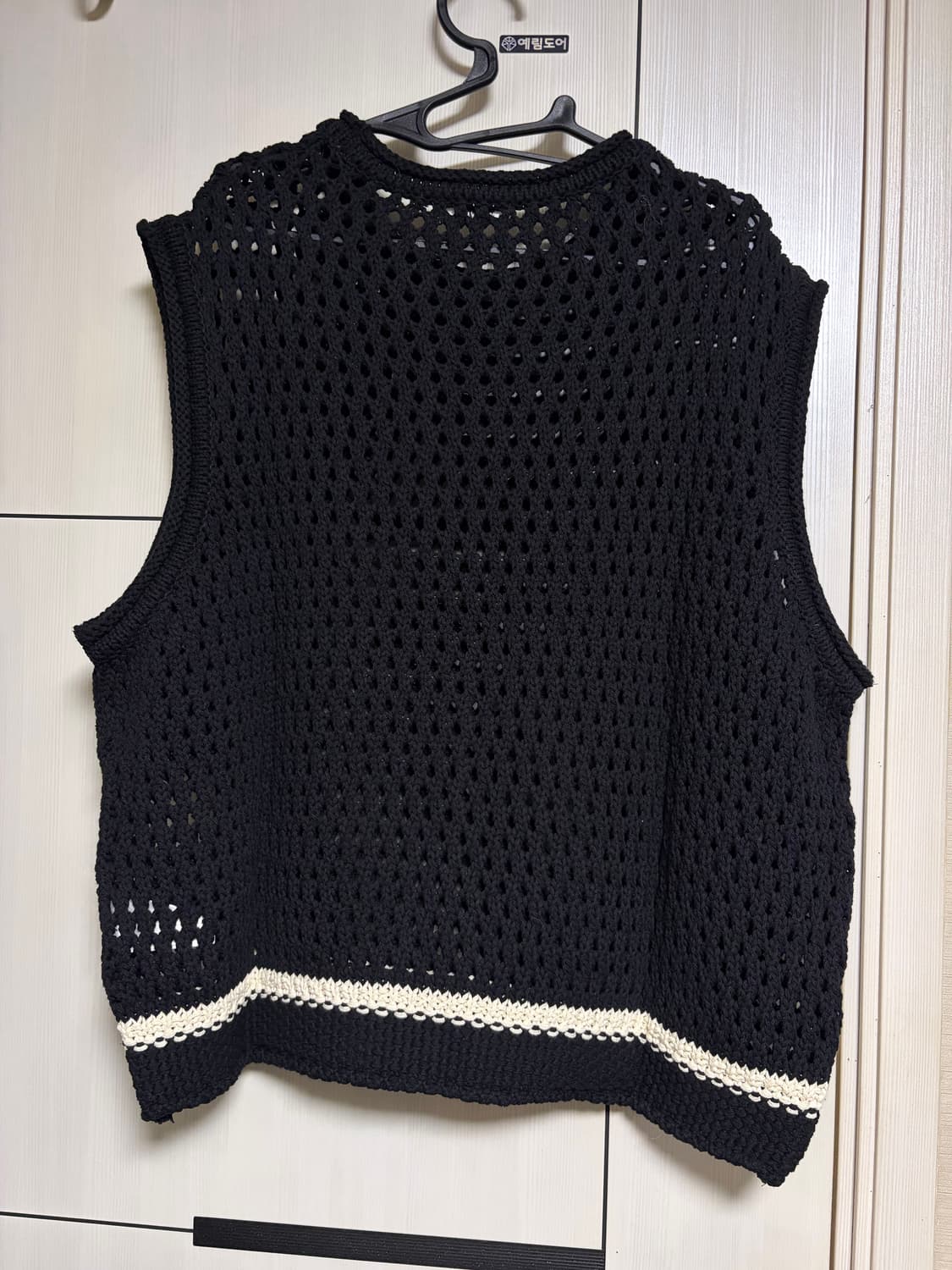 문선 Unisex Honeycomb knit Vest 블랙 상품이미지1