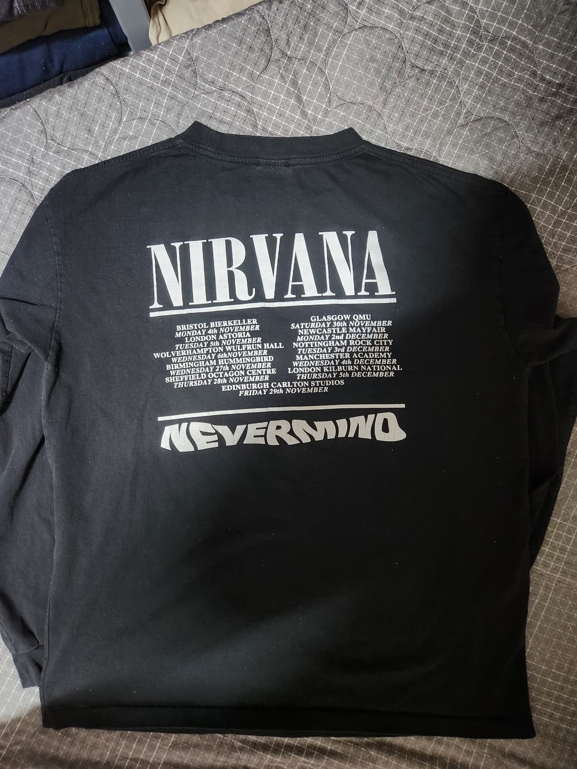 도넛리벤지 너바나 긴팔 3사이즈 판매 상품이미지3