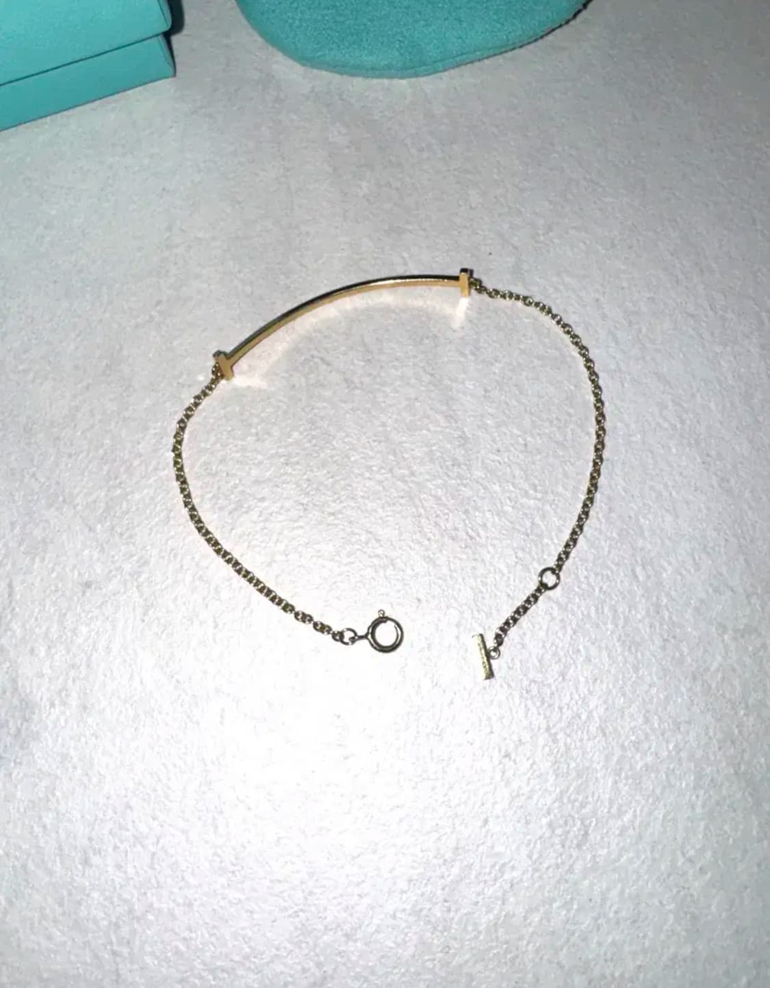 티파니앤코 T 스마일 팔찌 옐로우 골드 상품이미지5