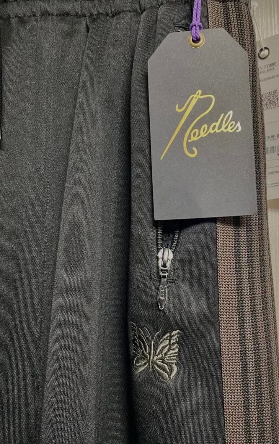 니들스 팩토리 HD 트랙 팬츠 폴리 스무스 블랙 브라운 상품이미지3