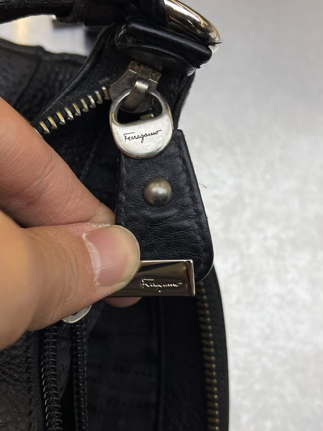 살바토레 페라가모 레더 숄더 백 상품이미지6