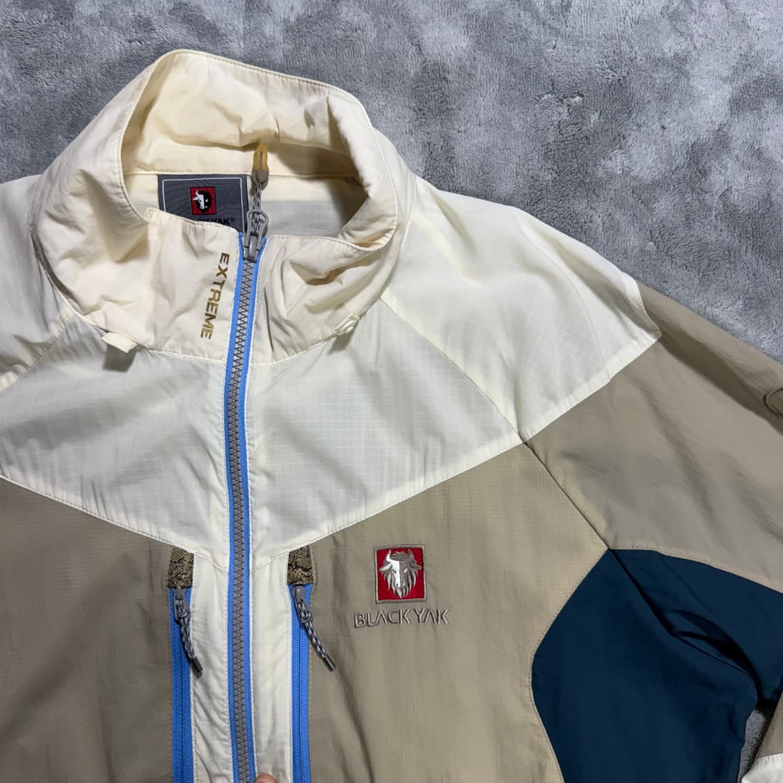 블랙야크 익스트림팩 경량 바람막이 상품이미지3