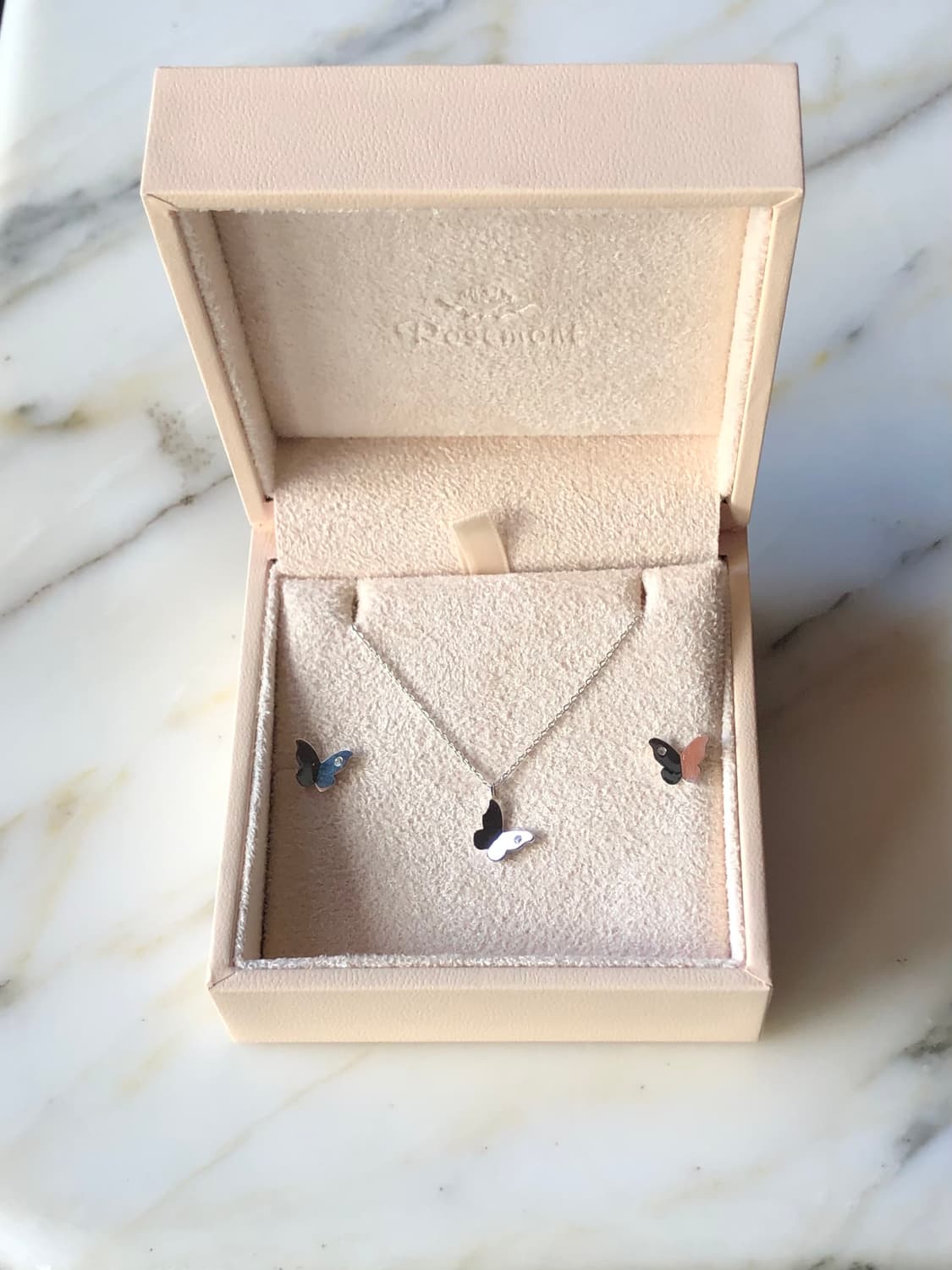 (새상품) 로즈몽 나비 귀걸이 + 목걸이 세트 상품이미지1