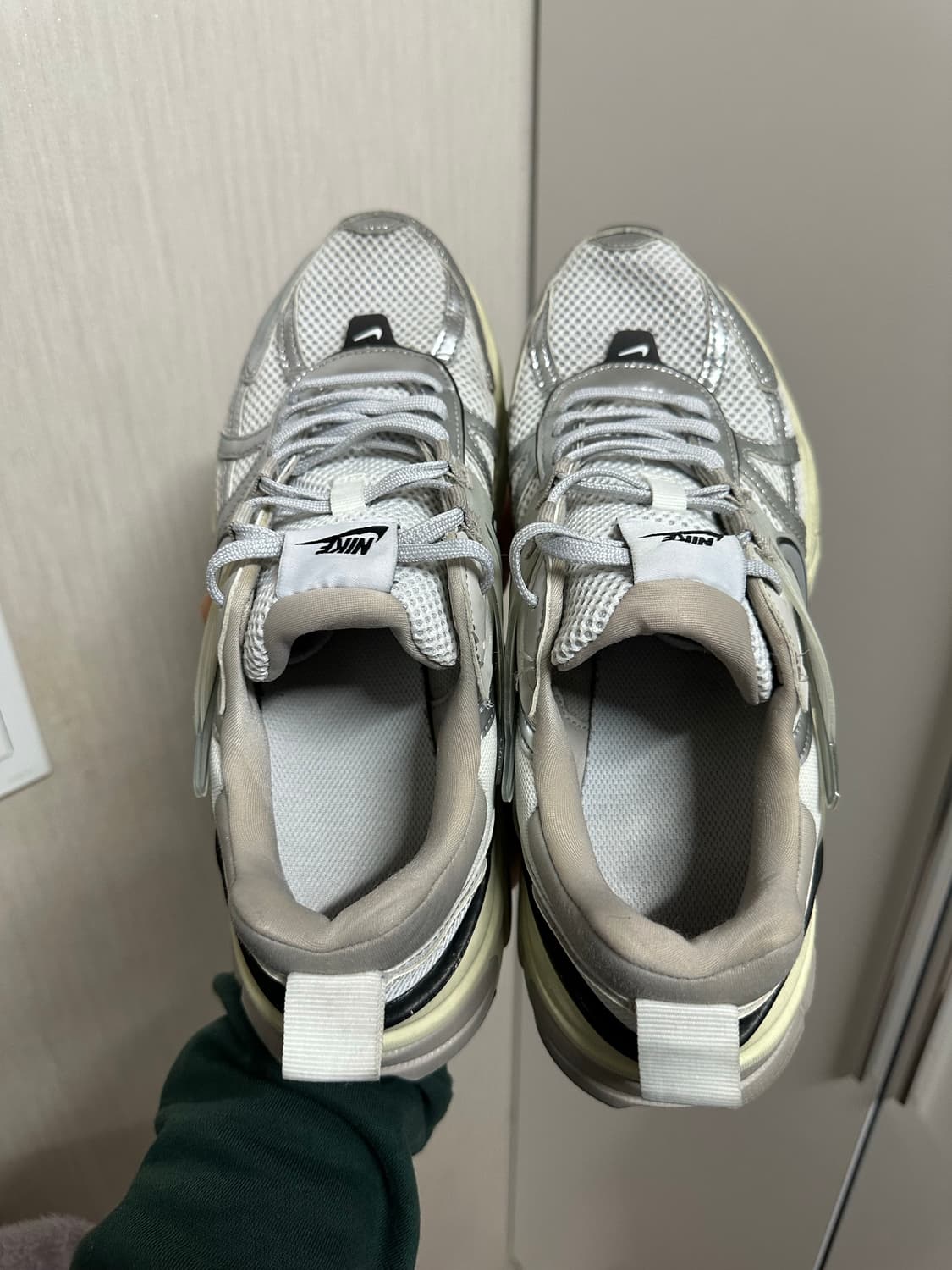 나이키 V2K 런 실버 270mm 운동화 상품이미지6