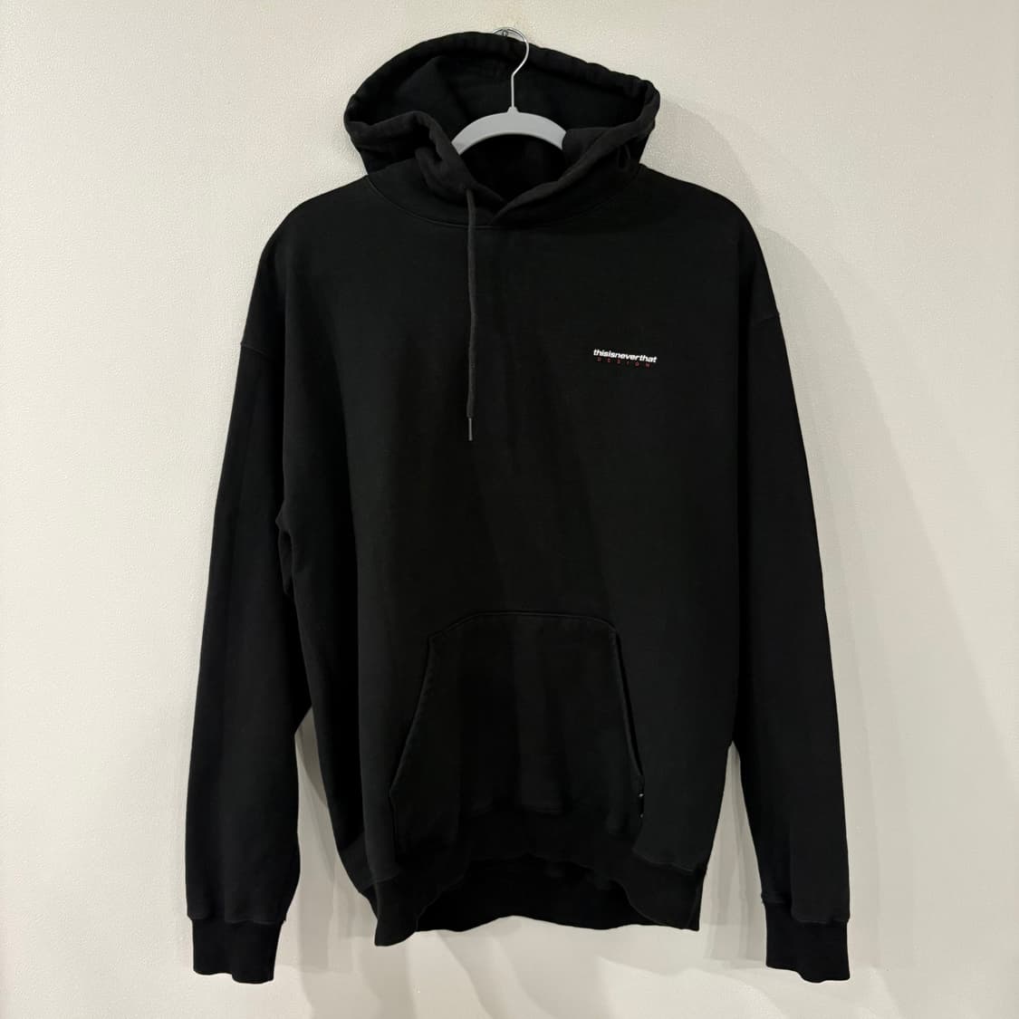 디스이즈네버댓 블랙 후드티 상품이미지5
