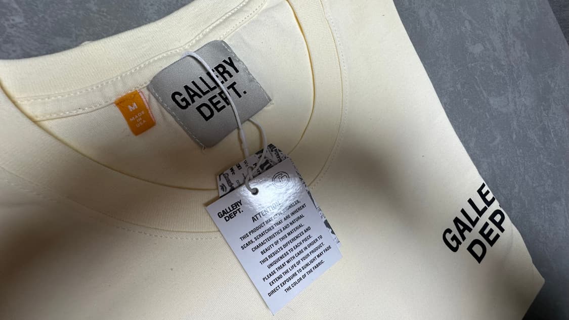 갤러리디파트먼트 수베니어 크림 반팔 상품이미지4