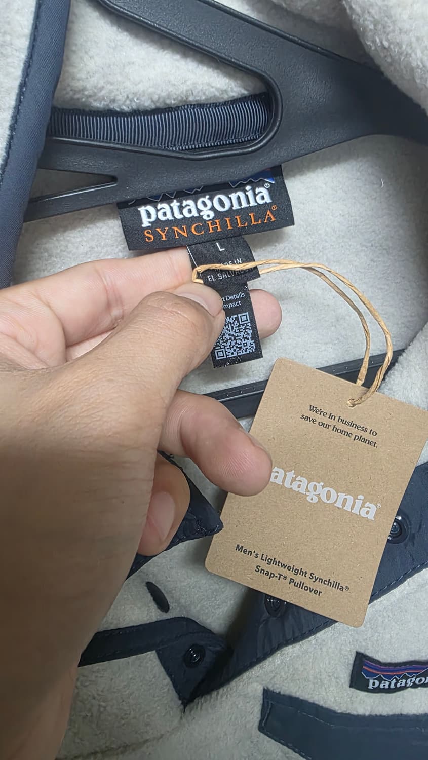 파타고니아 신칠라 오트밀 L사이즈 판매합니다 상품이미지3