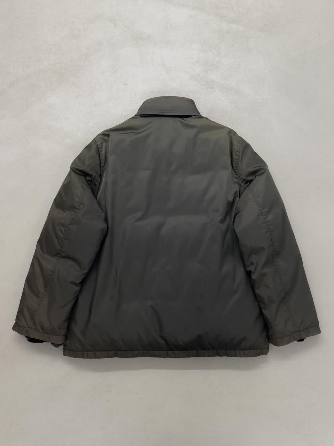 90s 프라다 나일론 푸퍼 패딩 상품이미지8