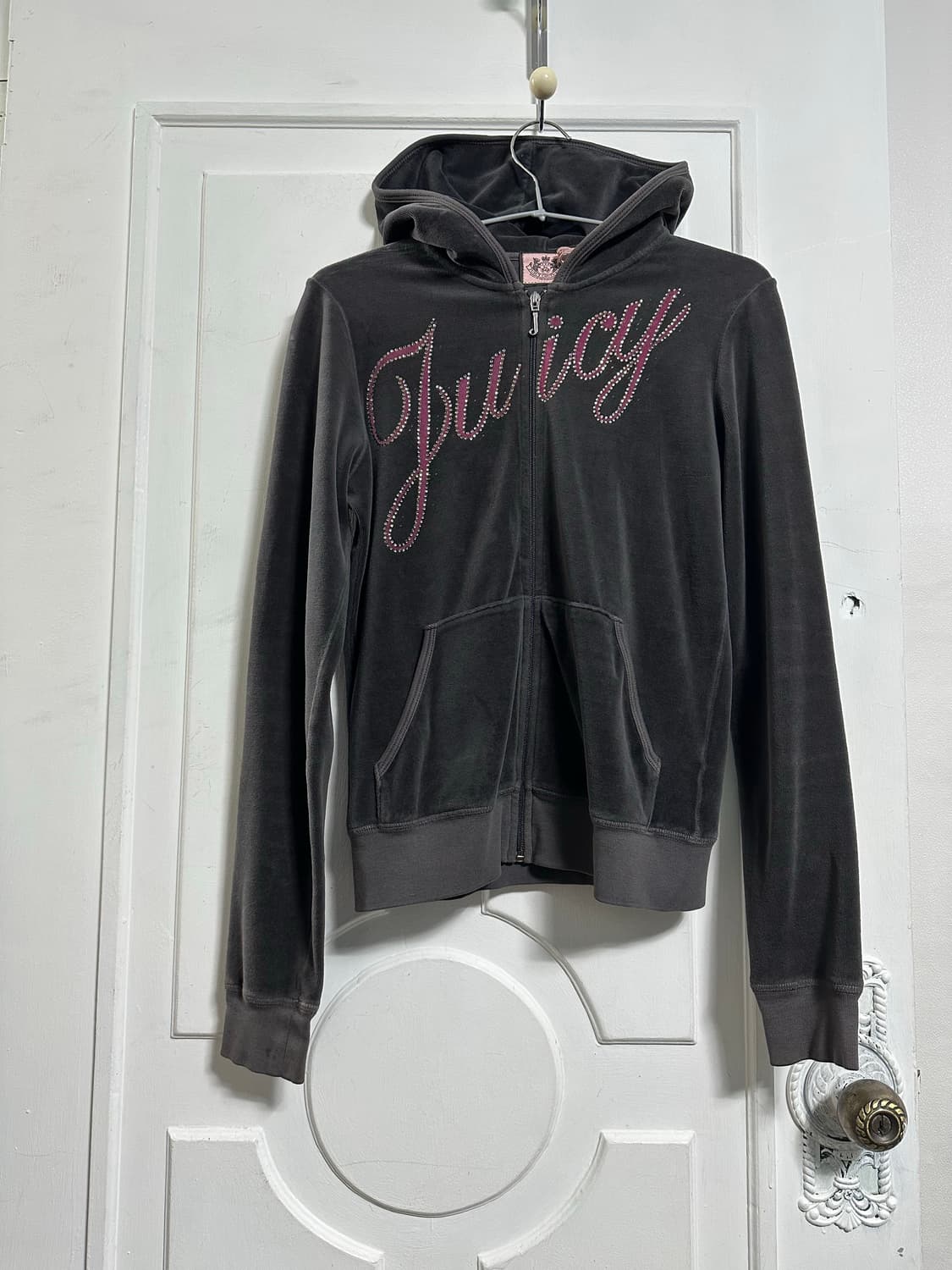 쥬시 꾸뛰르 벨벳 후드집업 상품이미지1