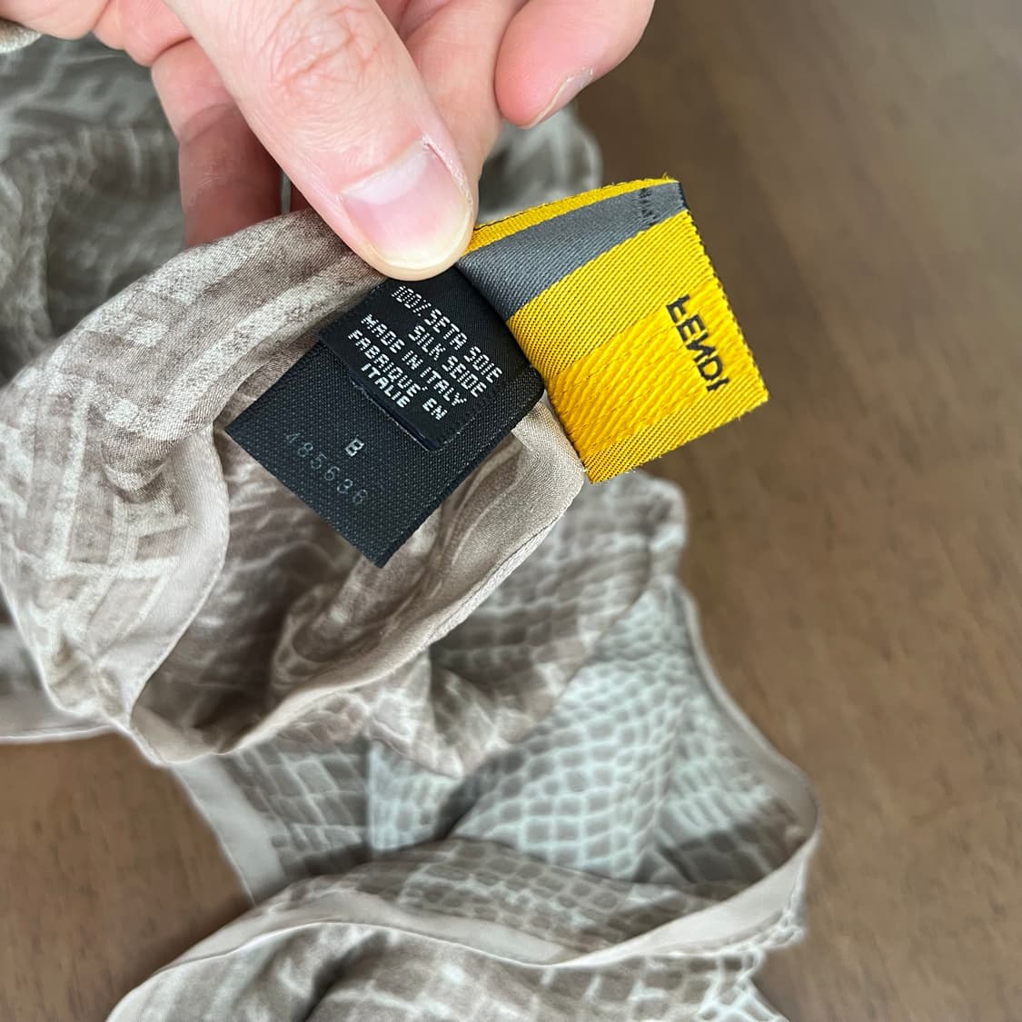 펜디 실크 스카프 OS 상품이미지5