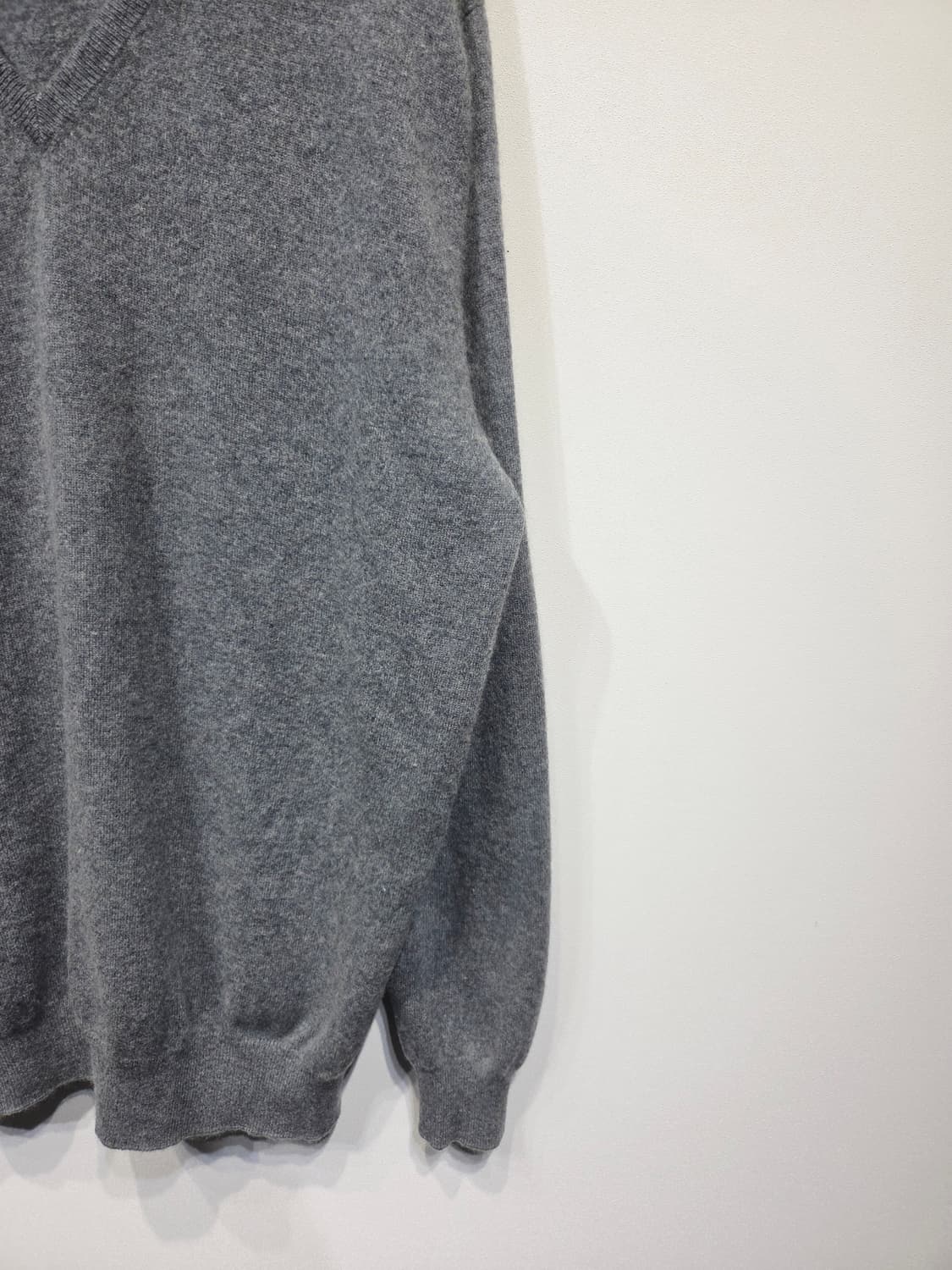 GOBI 고비 몽골리안 100% 캐시미어 브이넥 니트 상품이미지5