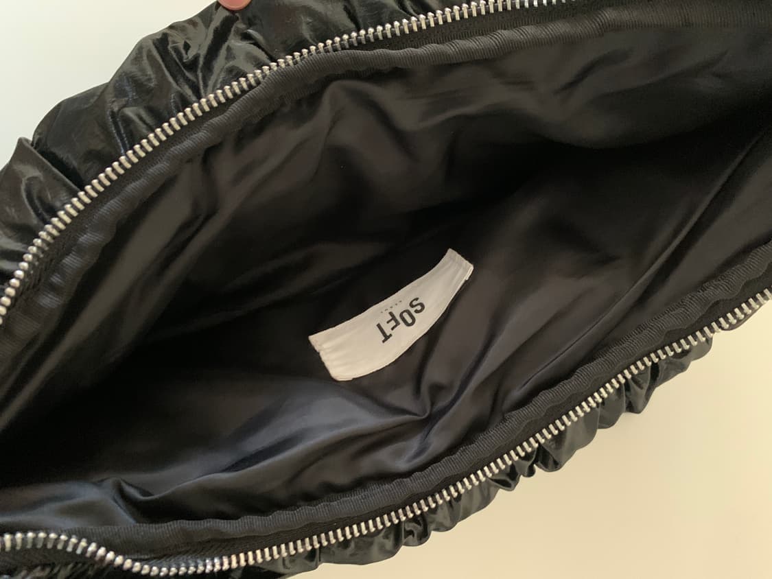 소프트서울 빅브레드 패딩 크로스백 상품이미지7