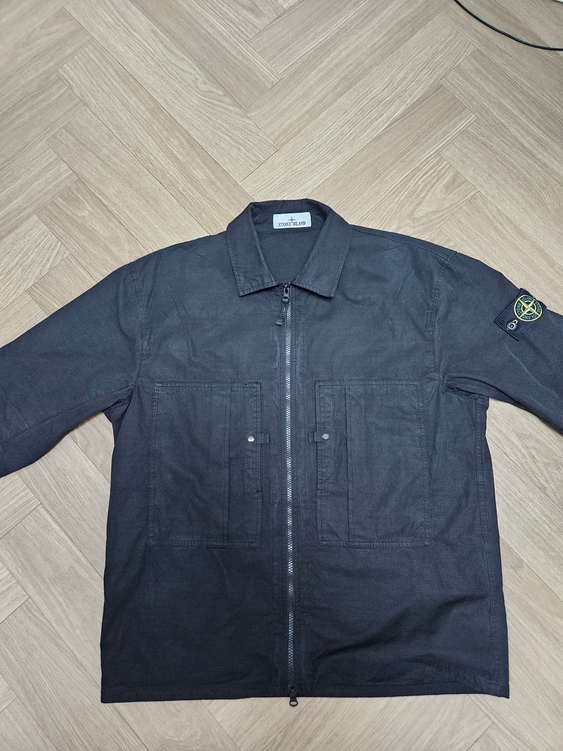 스톤아일랜드 오가닉 코튼 립스탑 오버셔츠 블랙 L 26ss 상품이미지1