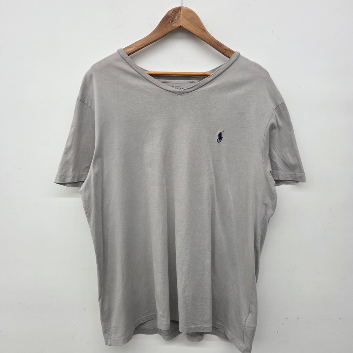 폴로 랄프로렌 브이넥 반팔티 그레이 남L 상품이미지2