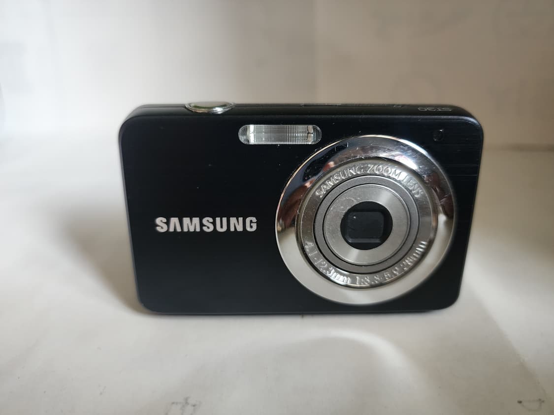 삼성 ST30 디지털 카메라 블랙 상품이미지1