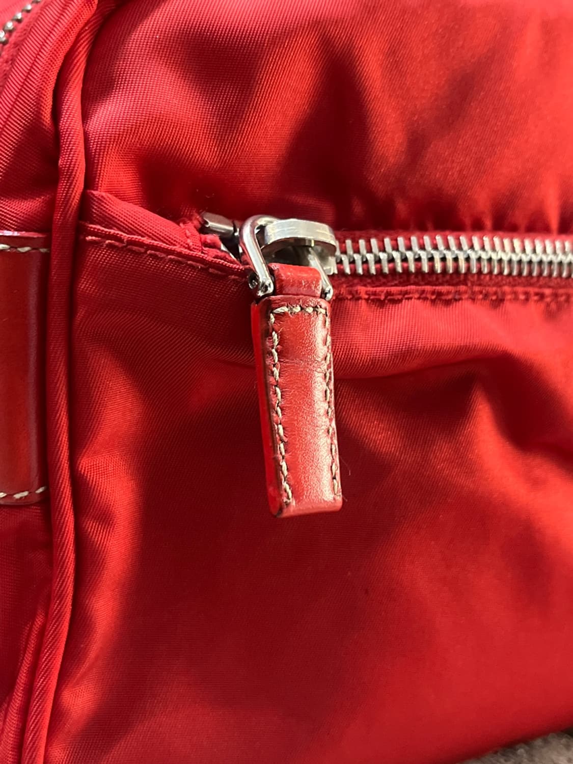 프라다 나일론 미니 크로스 백 상품이미지5