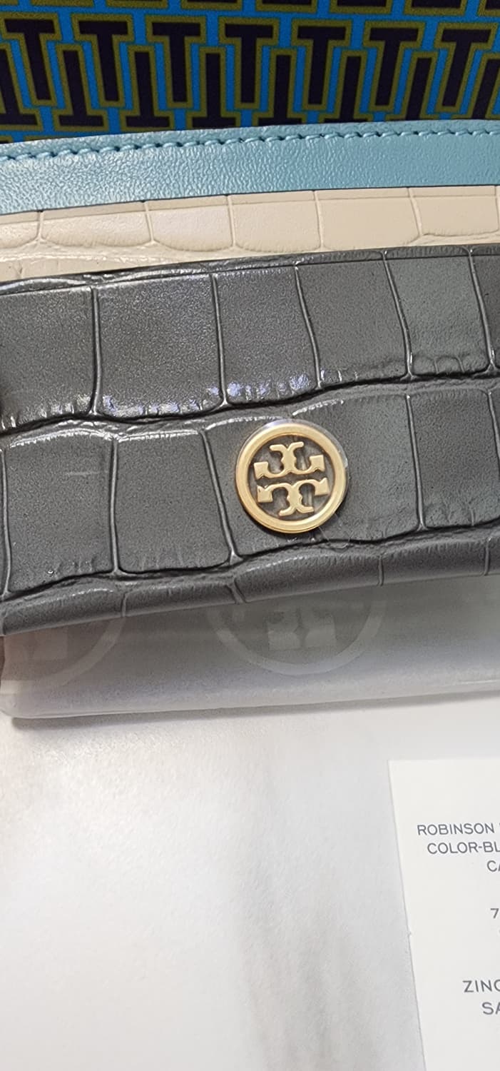 토리버치 로빈슨 엠보스드 카드지갑 새상품 상품이미지3