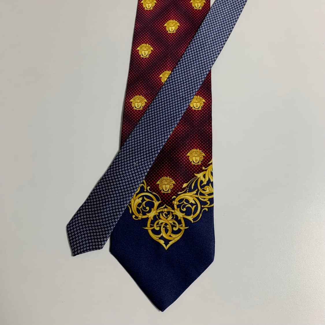 베르사체(VERSACE) 로고플레이 명품넥타이 이태리 100실크 A+ 상품이미지3