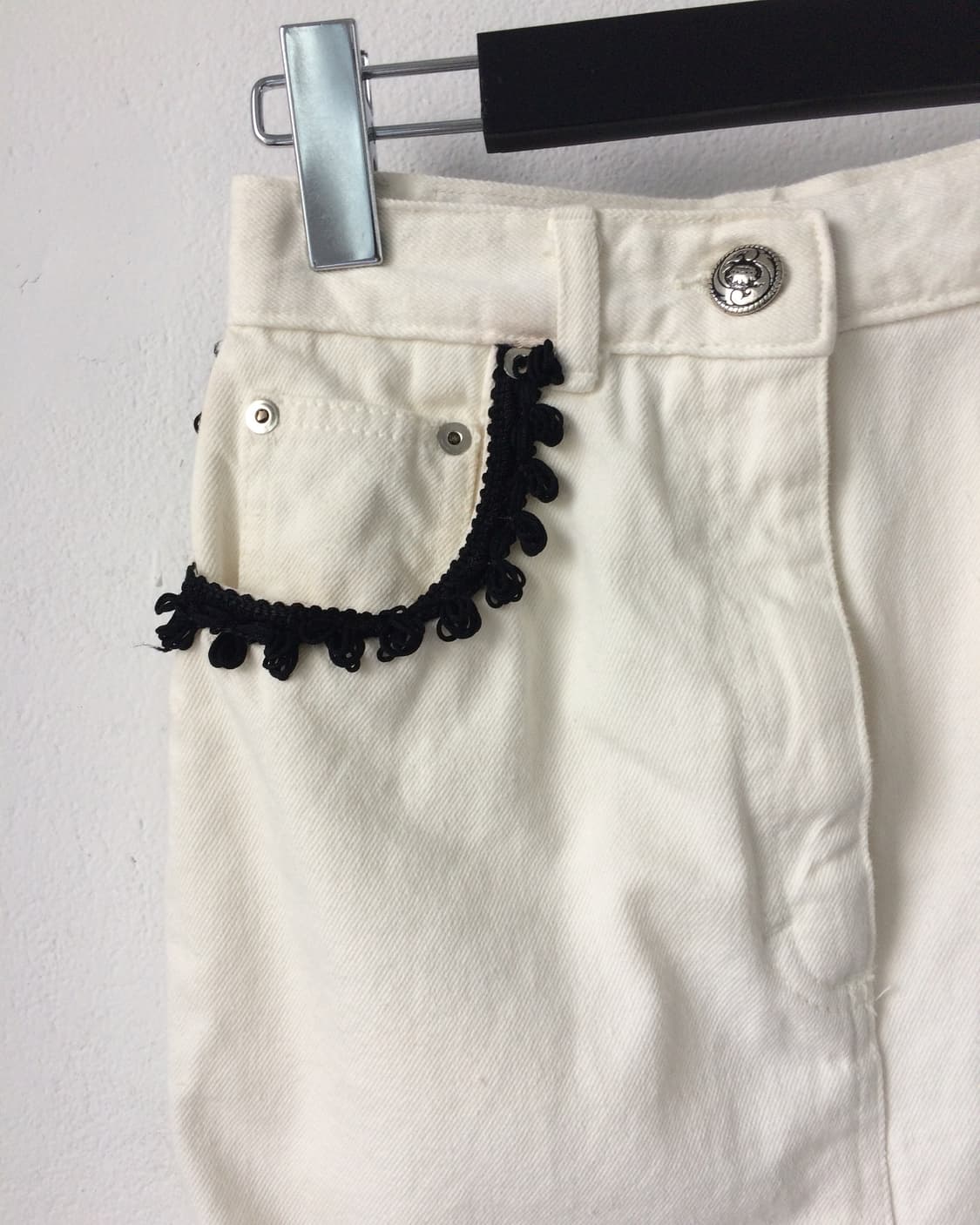 Crochet trimming midi skirt 상품이미지3