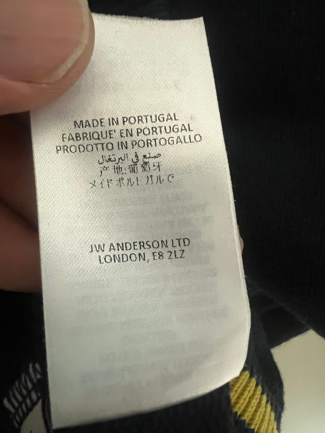 JW Anderson 블랙/옐로우 스트라이프 맨투맨 상품이미지6