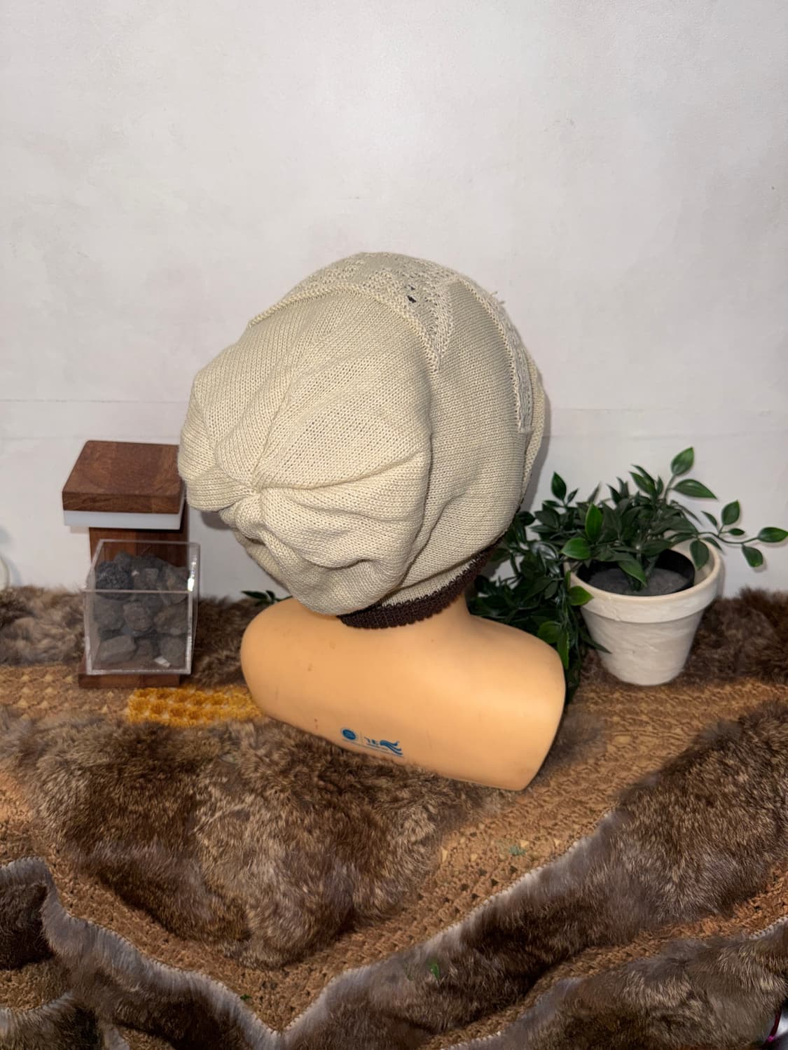 Ivory grunge cross reversible loose 비니 상품이미지2