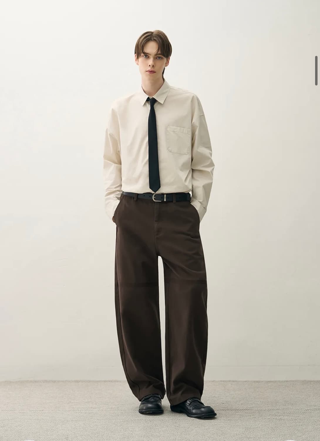 (새상품)(XL) 드로우핏 세미 와이드 트위스트 카치온 팬츠 BROWN 상품이미지4