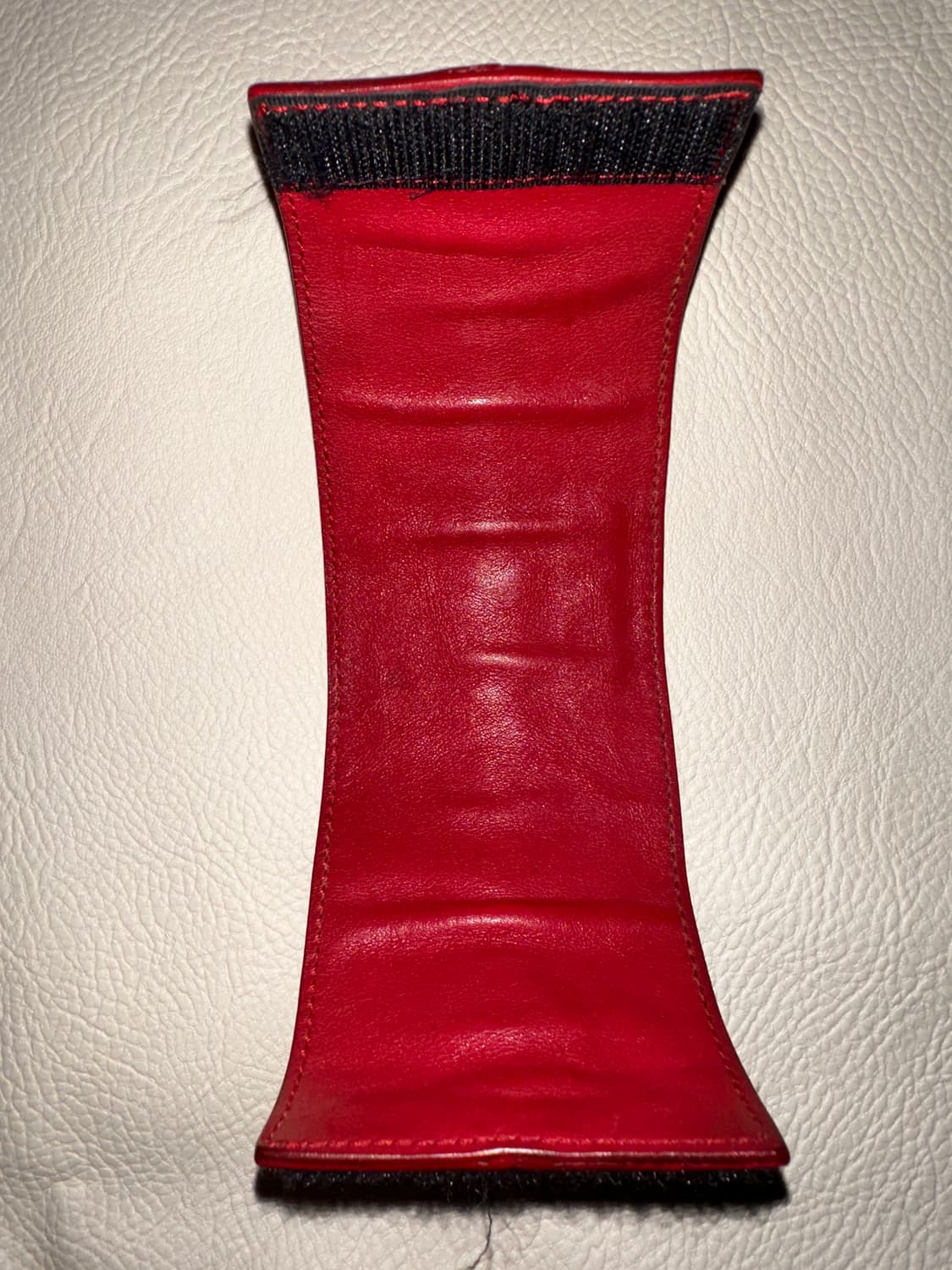 GUCCI by Tom Ford 레더 벨크로 커프 브레이스릿 상품이미지4