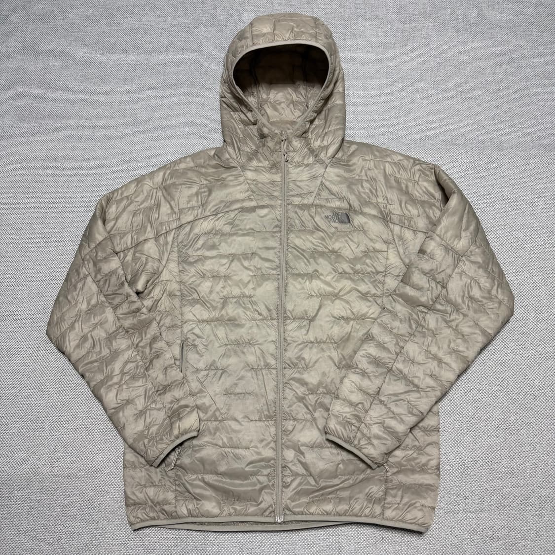 노스페이스 엑티브 웜스 경량 패딩 자켓 상품이미지1