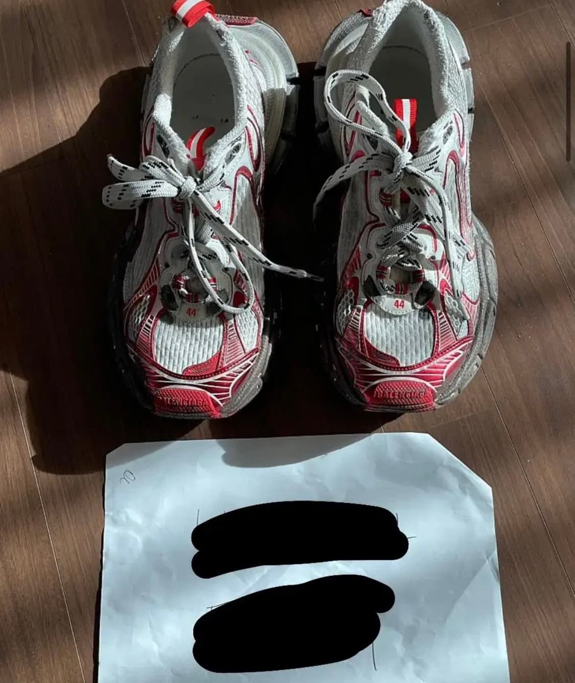 발렌시아가 3xl 레드 원아웃(44) 상품이미지1