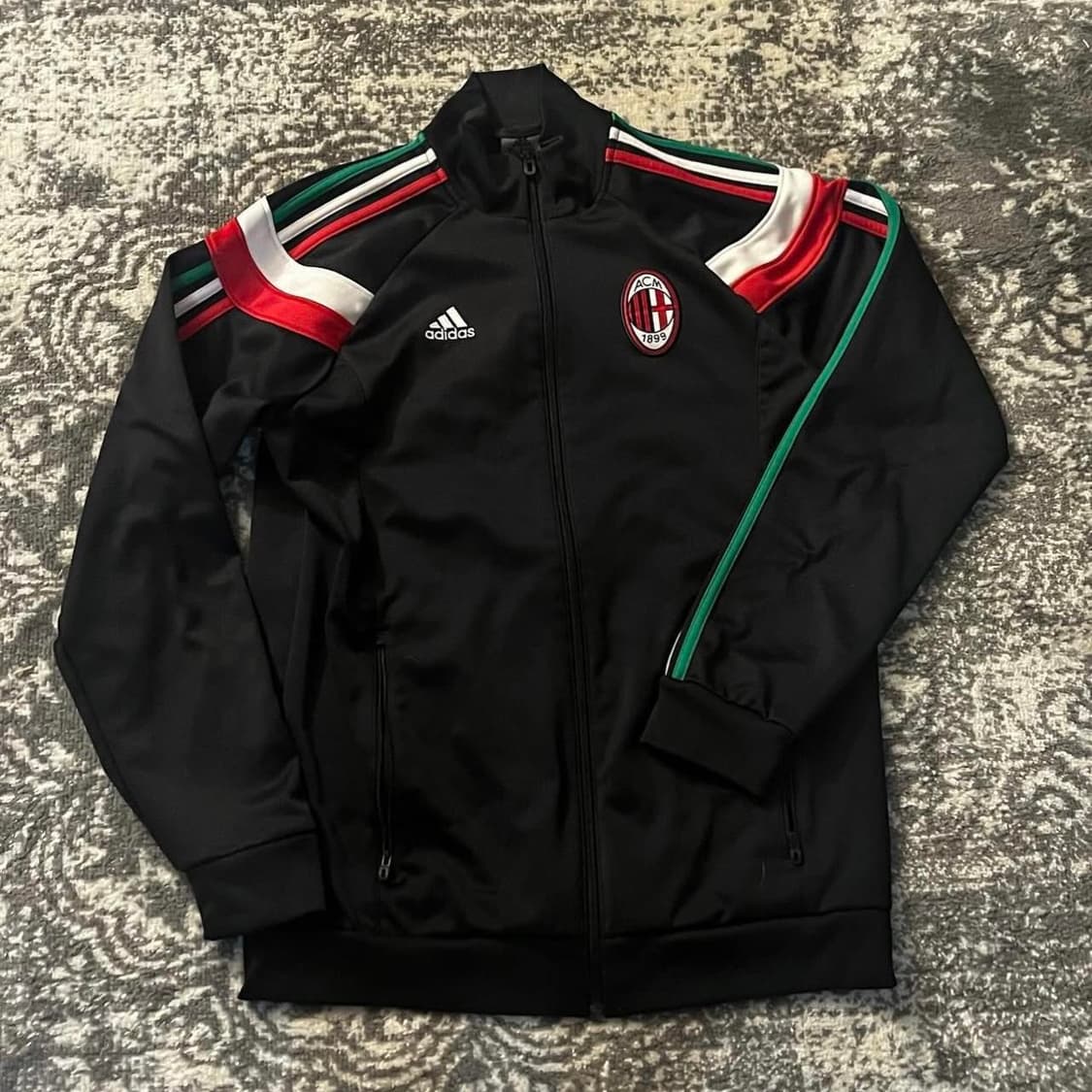 아디다스 13-14 시즌 AC 밀란 앤섬 트랙탑 상품이미지1
