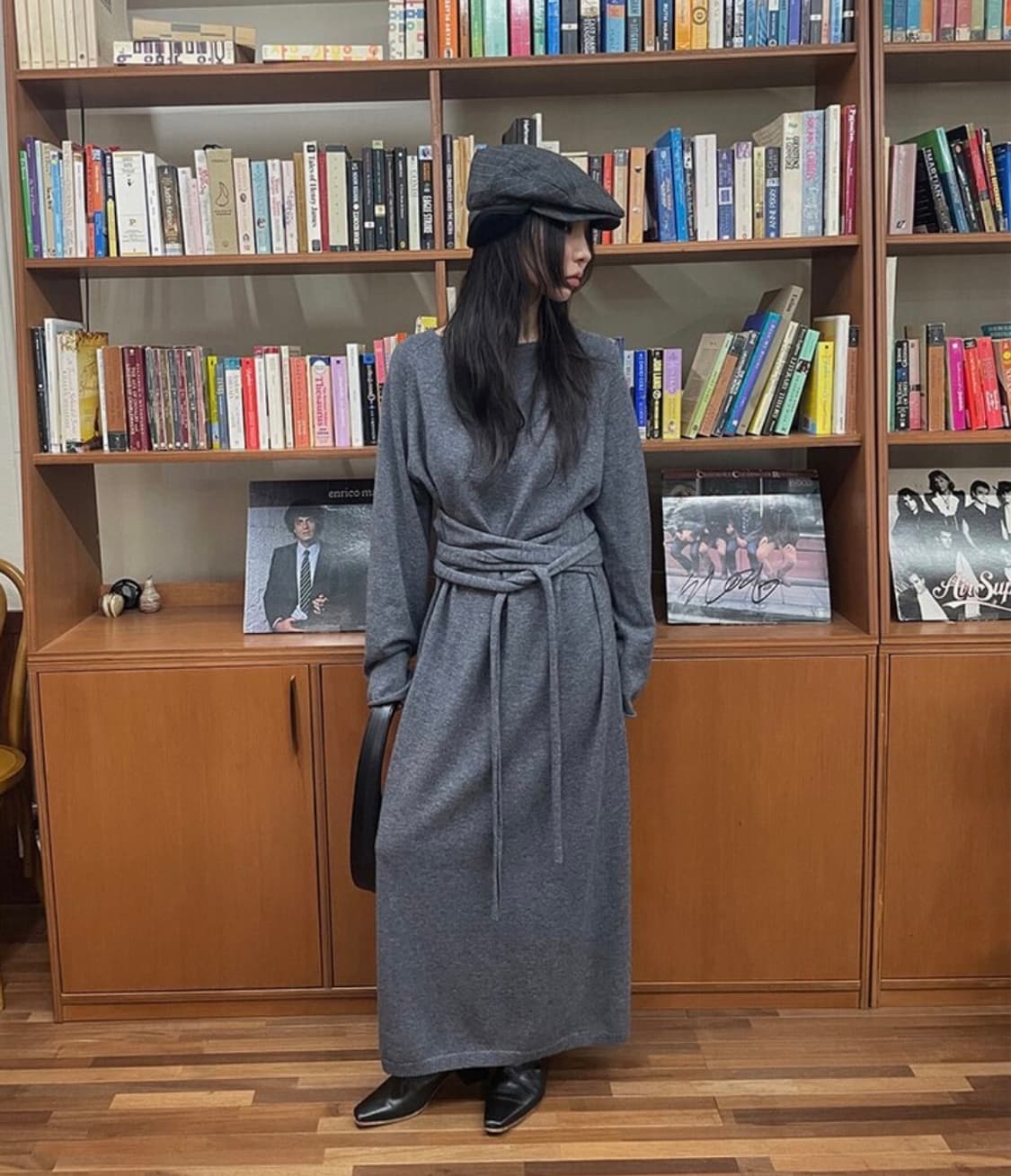 모한 TVF MERINO WOOL TIE KNIT DRESS 브라운 상품이미지2