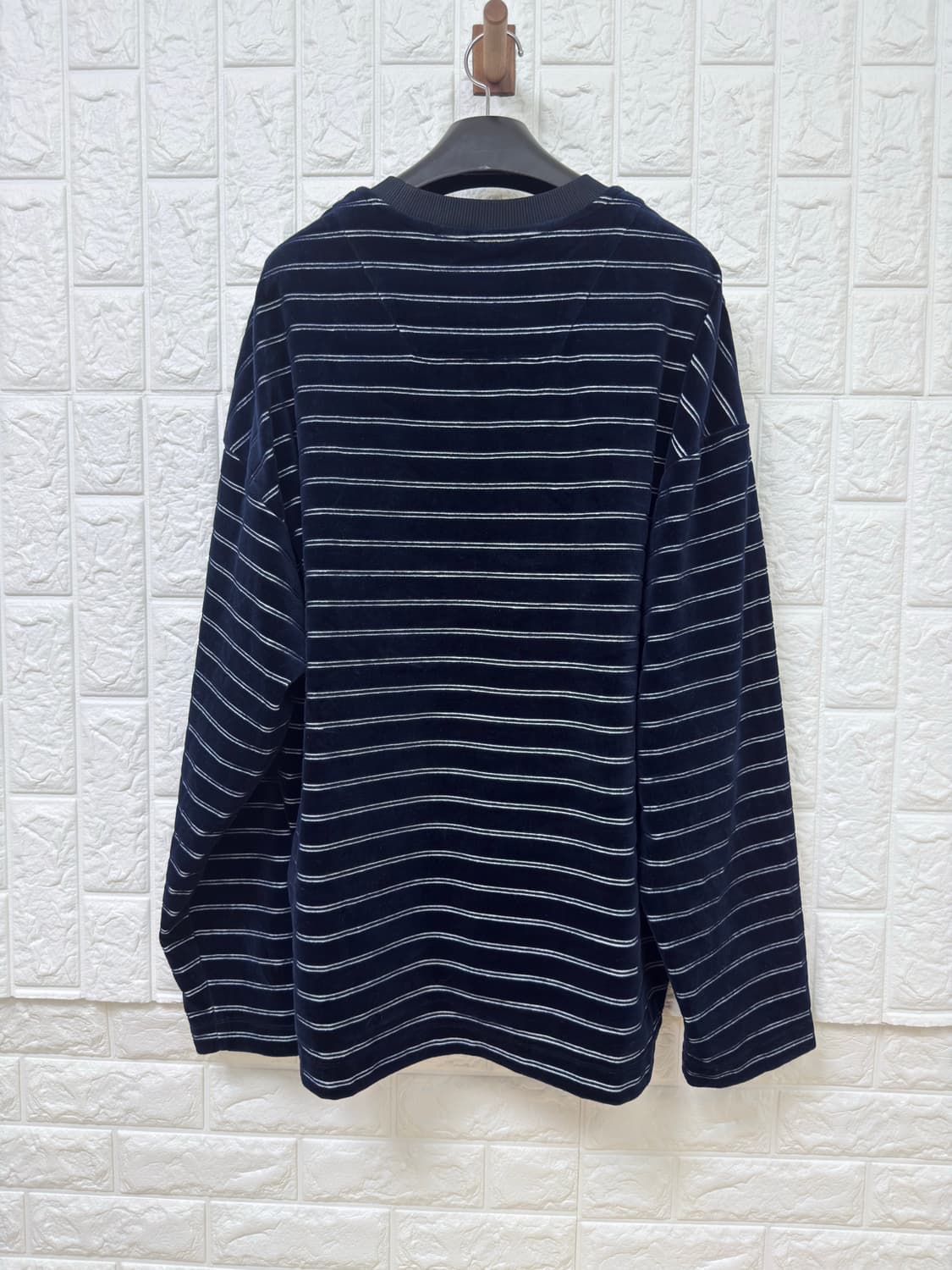 (25SS 새상품) 준지 벨루아 스트라이프 라운드넥 오버핏 롱슬리브 상품이미지2