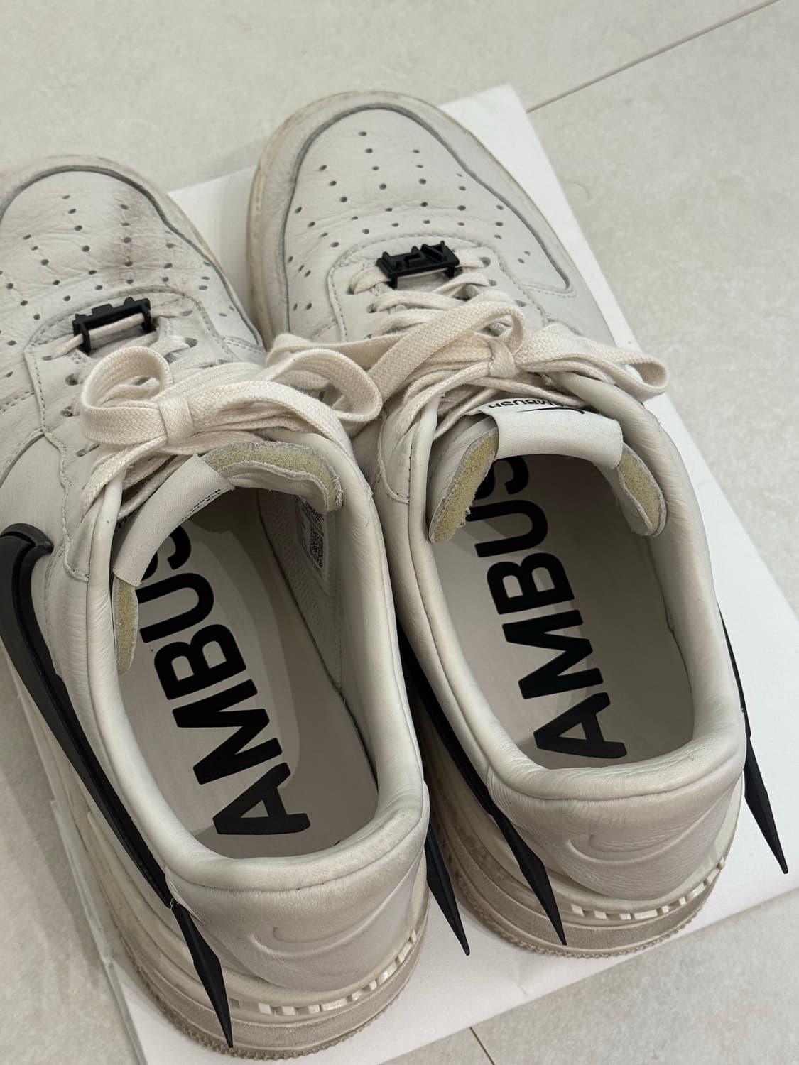 Nike 나이키 엠부쉬 에어포스1 로우 팬텀 SP 270 상품이미지8