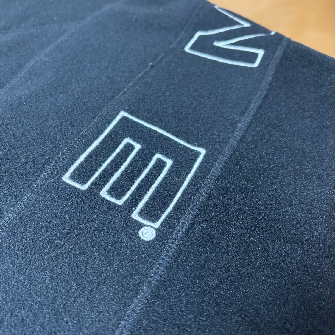 슈프림 머플러 목도리 로고 블랙 상품이미지3