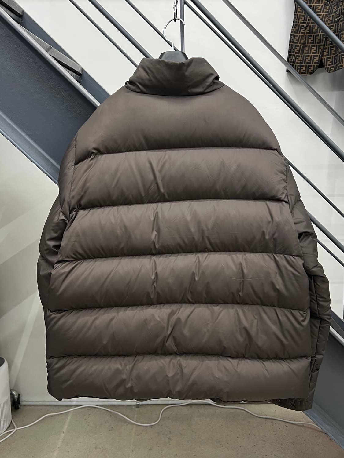 폴로랄프로렌 다크브라운 숏 푸퍼 패딩 상품이미지3