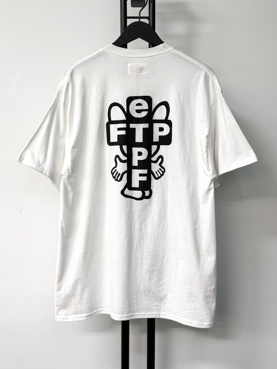 Etp 크로스 래빗 스케이트 티셔츠 상품이미지1