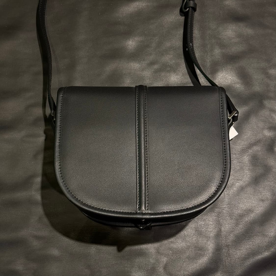 폴뉴아 클래식 로고 포쉬백 상품이미지2