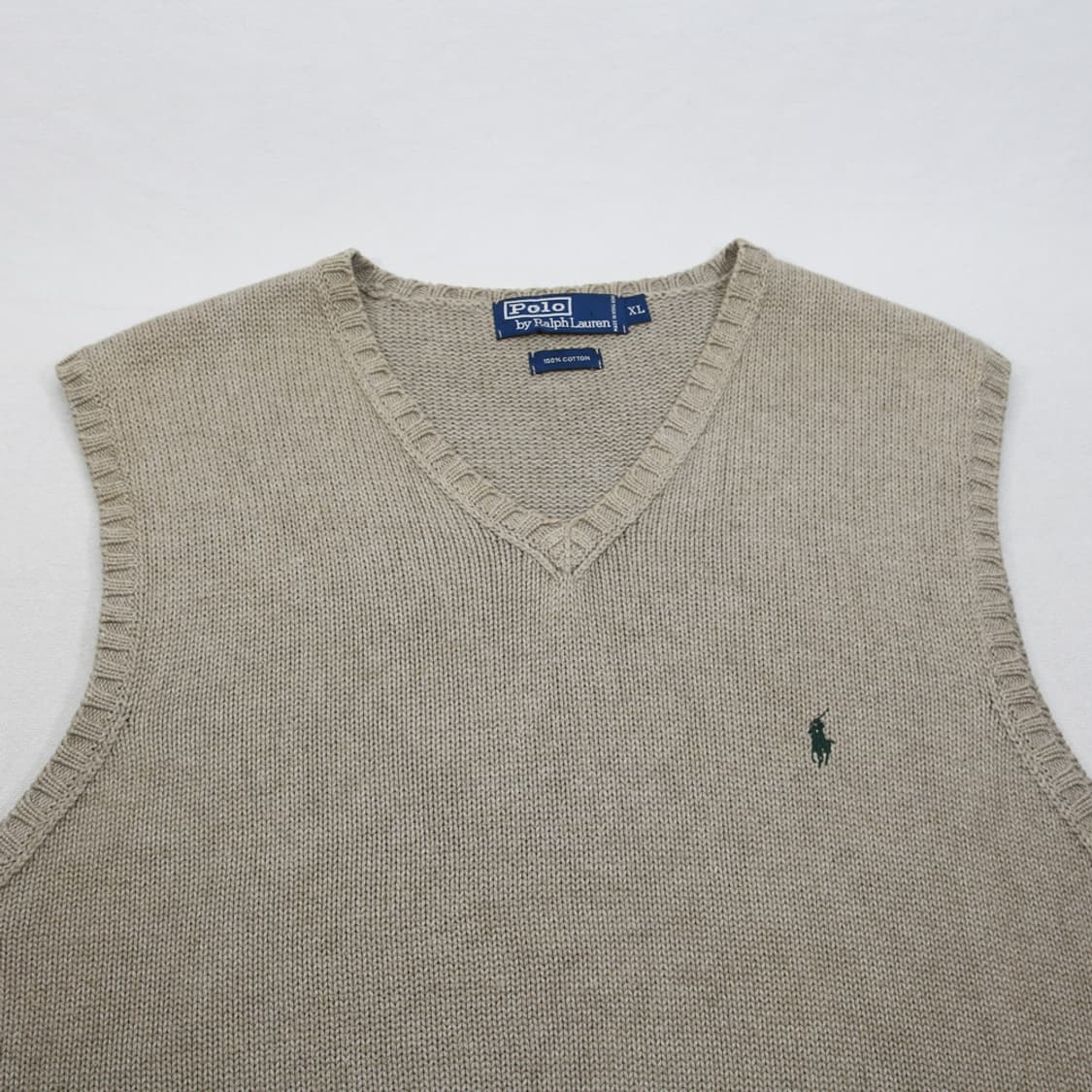 (착용컷) 폴로 랄프로렌 브이넥 니트 베스트 (남성용 105) 상품이미지5