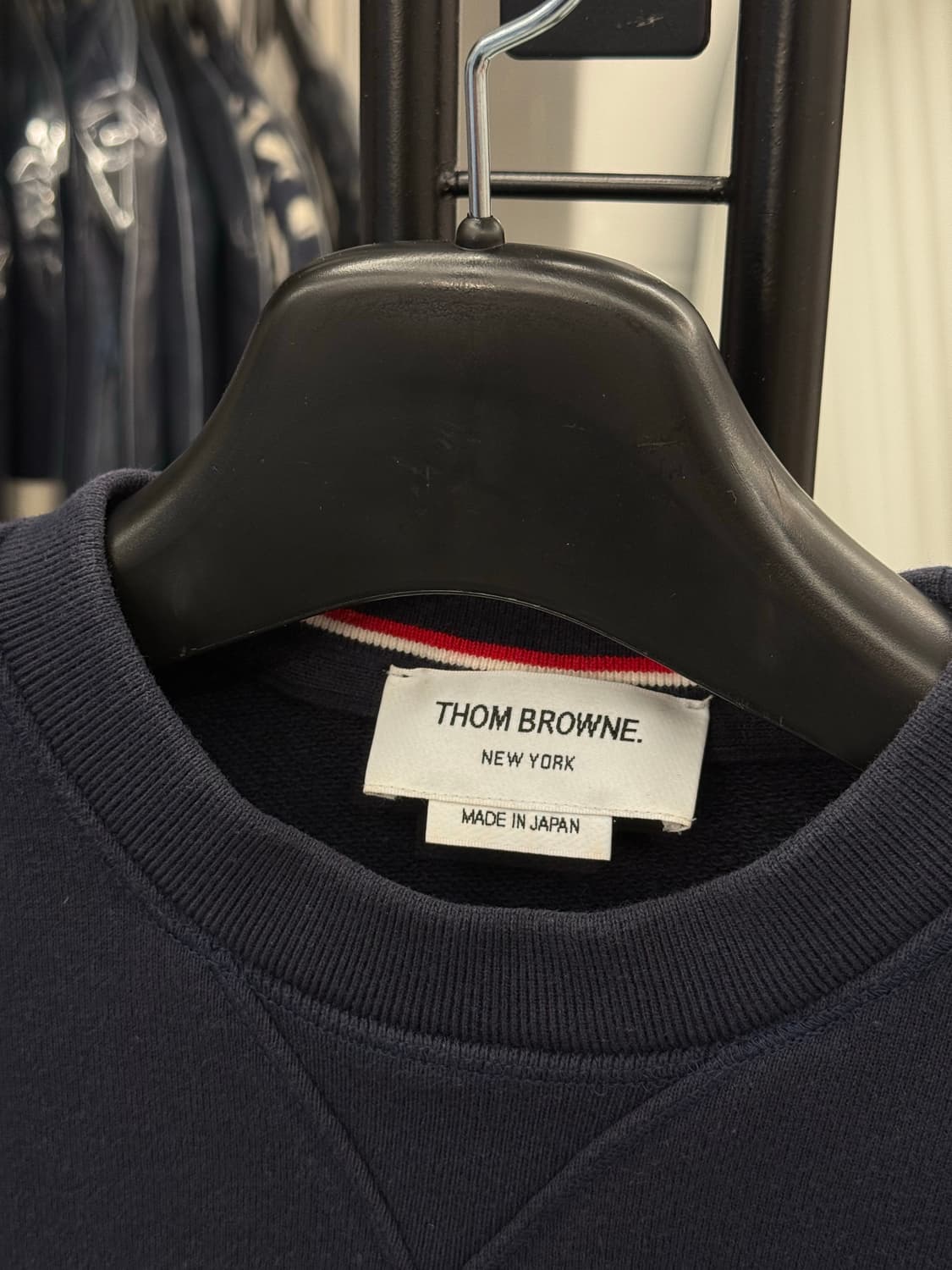 [3] 톰브라운 사선완장 맨투맨 상품이미지6