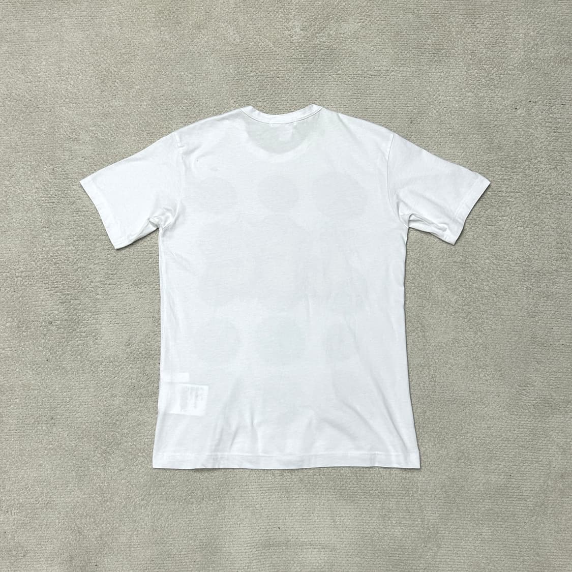 꼼데가르송 KAWS 빅프린팅 티셔츠  상품이미지3