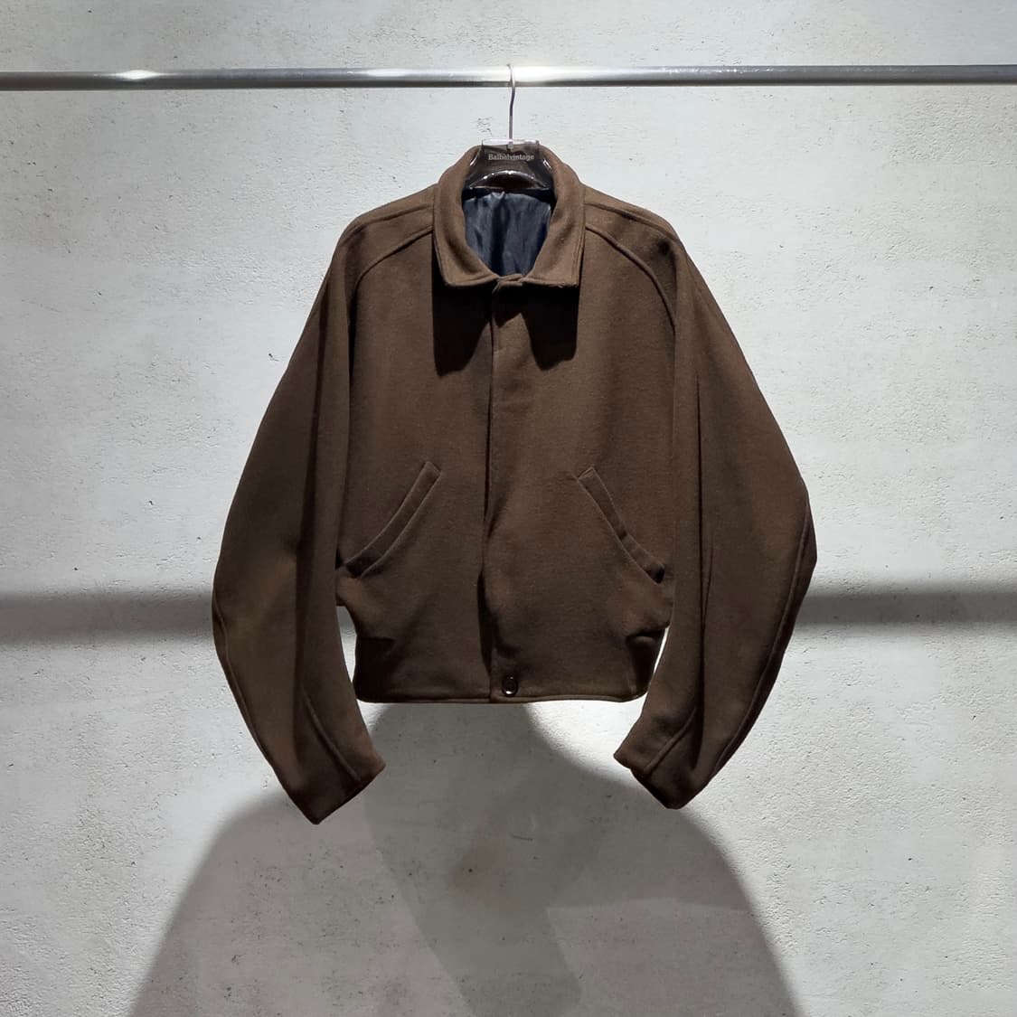 크리스토퍼 네메스 로프 그래픽 크롭 자켓 상품이미지1