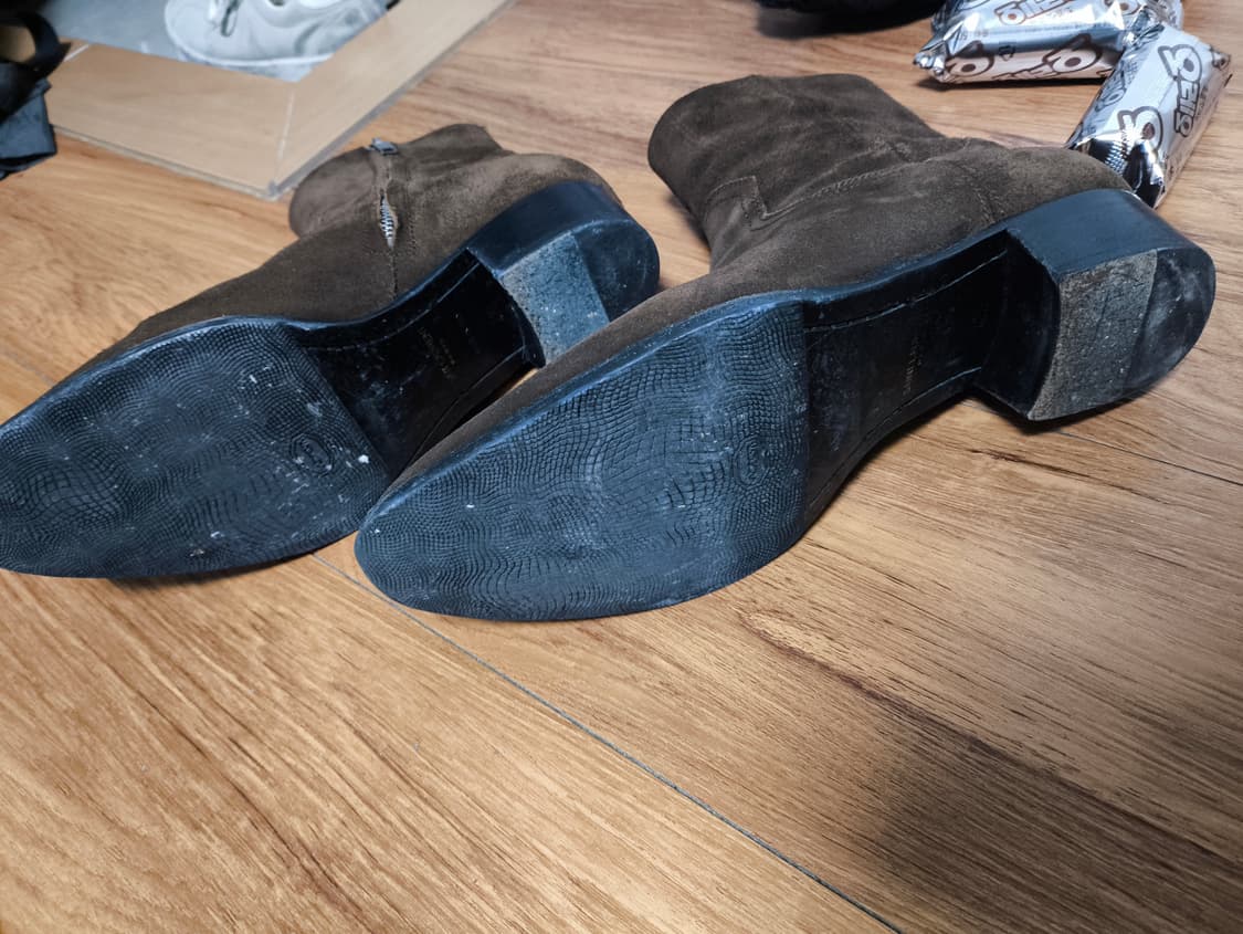 생로랑 스웨이드 부츠 다크브라운 42.5사이즈 생로랑부츠 상품이미지4