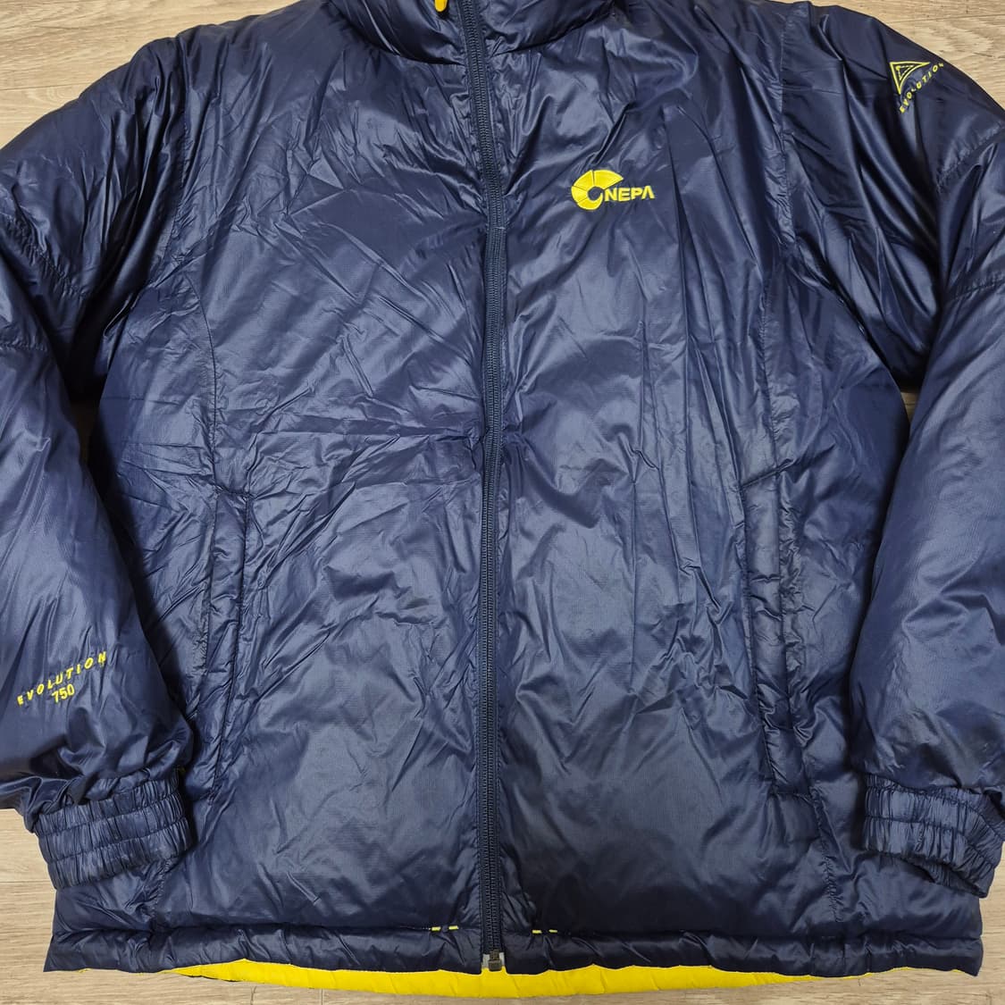 네파 에볼루션 750 배색 구스다운 리버시블 패딩 상품이미지9